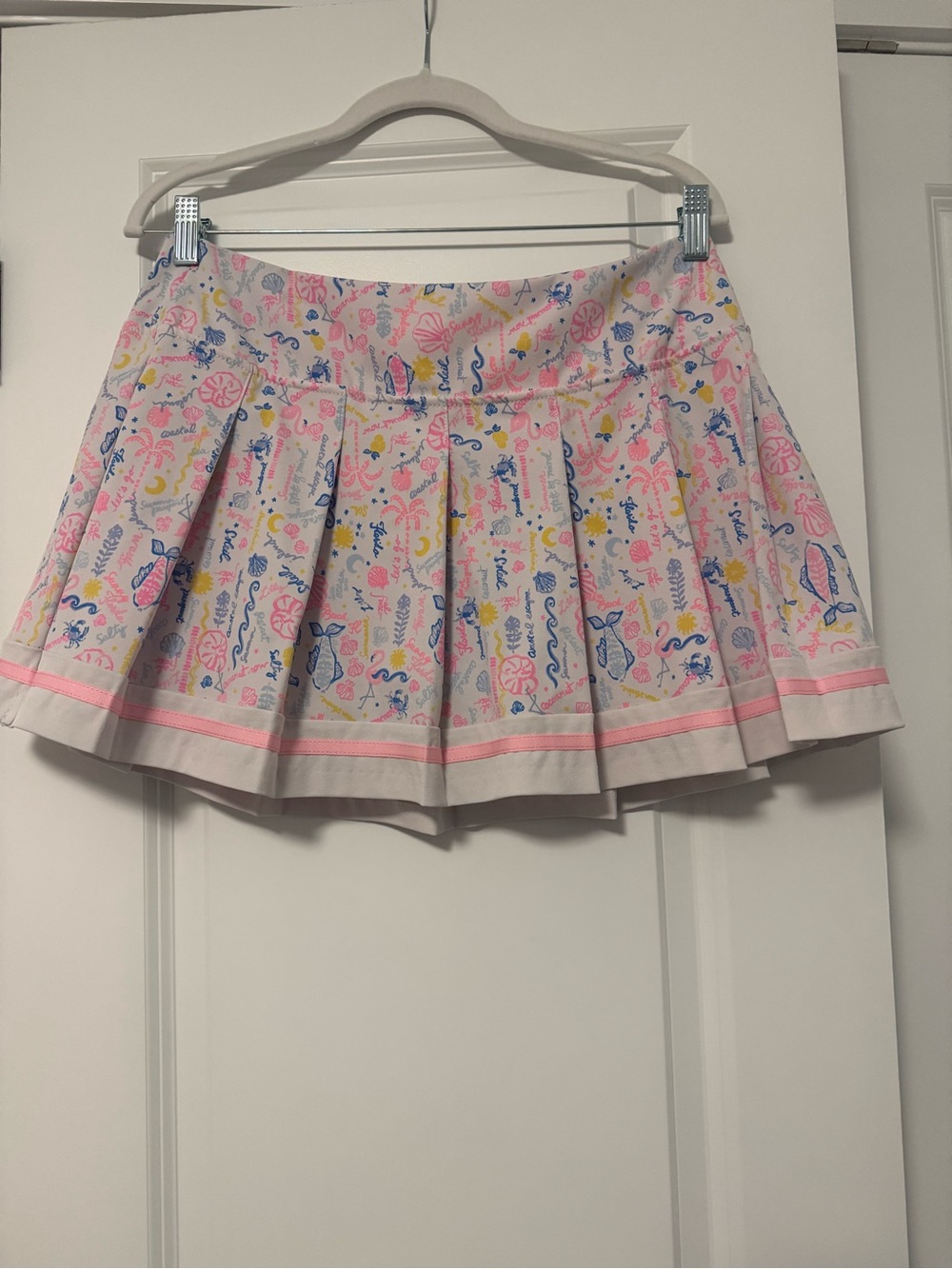 Lilly Pulitzer UPF 50+ Luxletic Drewlyn Gold Skort Summer Serenade